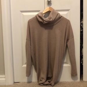 Old navy sweater